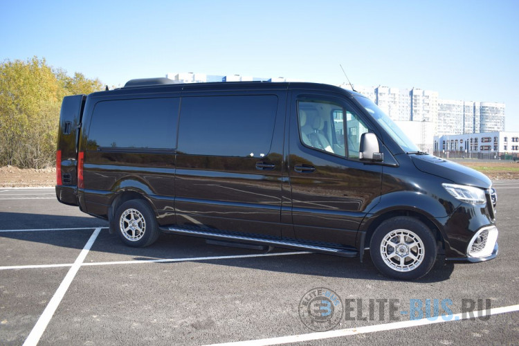 Минивэн Mercedes-Benz Sprinter VIP