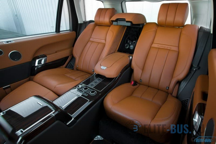 Range Rover Vogue Long in black