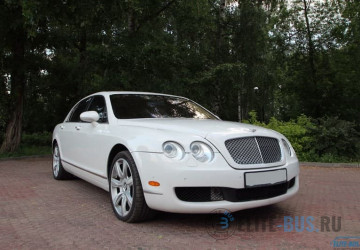 Bentley Flying Spur white