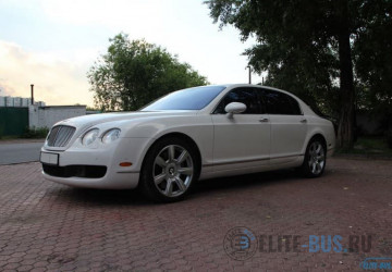 Bentley Flying Spur white